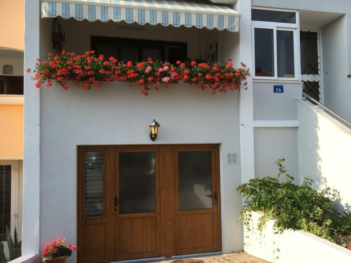 אומאג Apartment Branka מראה חיצוני תמונה